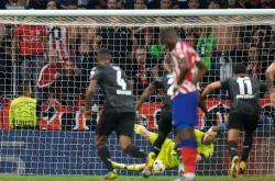 开云体育app-包含法兰克福球队表现出色，取得连胜势头的词条