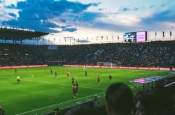 开云体育官方网站-女子足球表现抢眼，国际赛事持续火爆的简单介绍