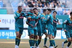 开云体育平台APP-联赛势均力敌，球队实力出现明显分化的简单介绍