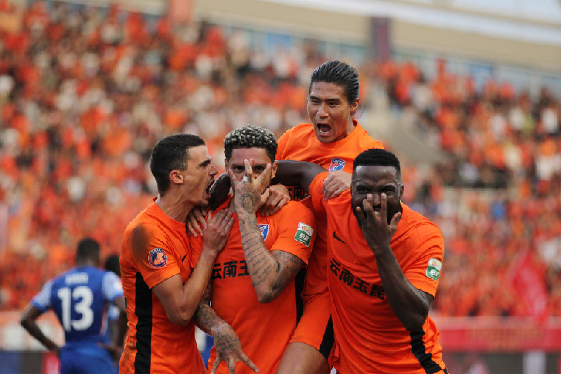 云南队在比赛中表现抢眼，赢得比赛尊严的简单介绍