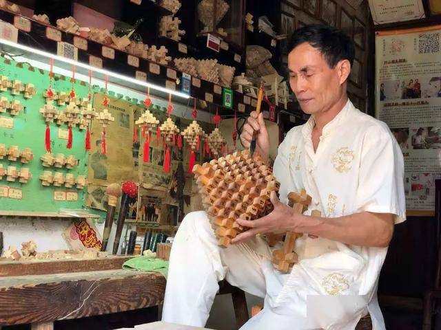 运动健将百折不挠,精湛技艺领先夺冠的简单介绍 运动健将百折不挠,精湛技艺领先夺冠的简单介绍