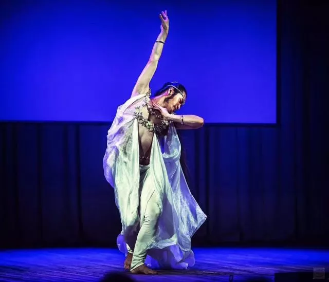 运动健将百折不挠,精湛技艺领先夺冠的简单介绍 运动健将百折不挠,精湛技艺领先夺冠的简单介绍