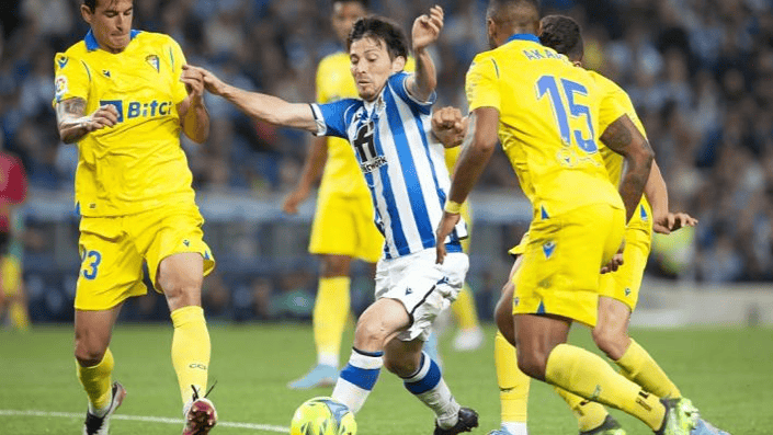 阿拉维斯不敌维拉利尔,西甲保级形势严峻的简单介绍 阿拉维斯不敌维拉利尔,西甲保级形势严峻的简单介绍