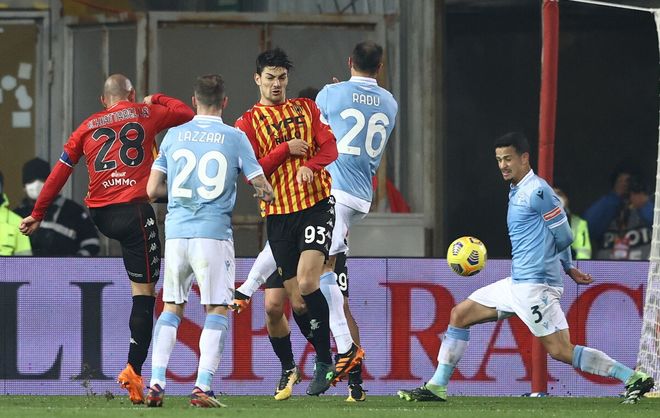 拜仁慕尼黑略显疲态，欧冠卫冕之路岌岌可危的简单介绍