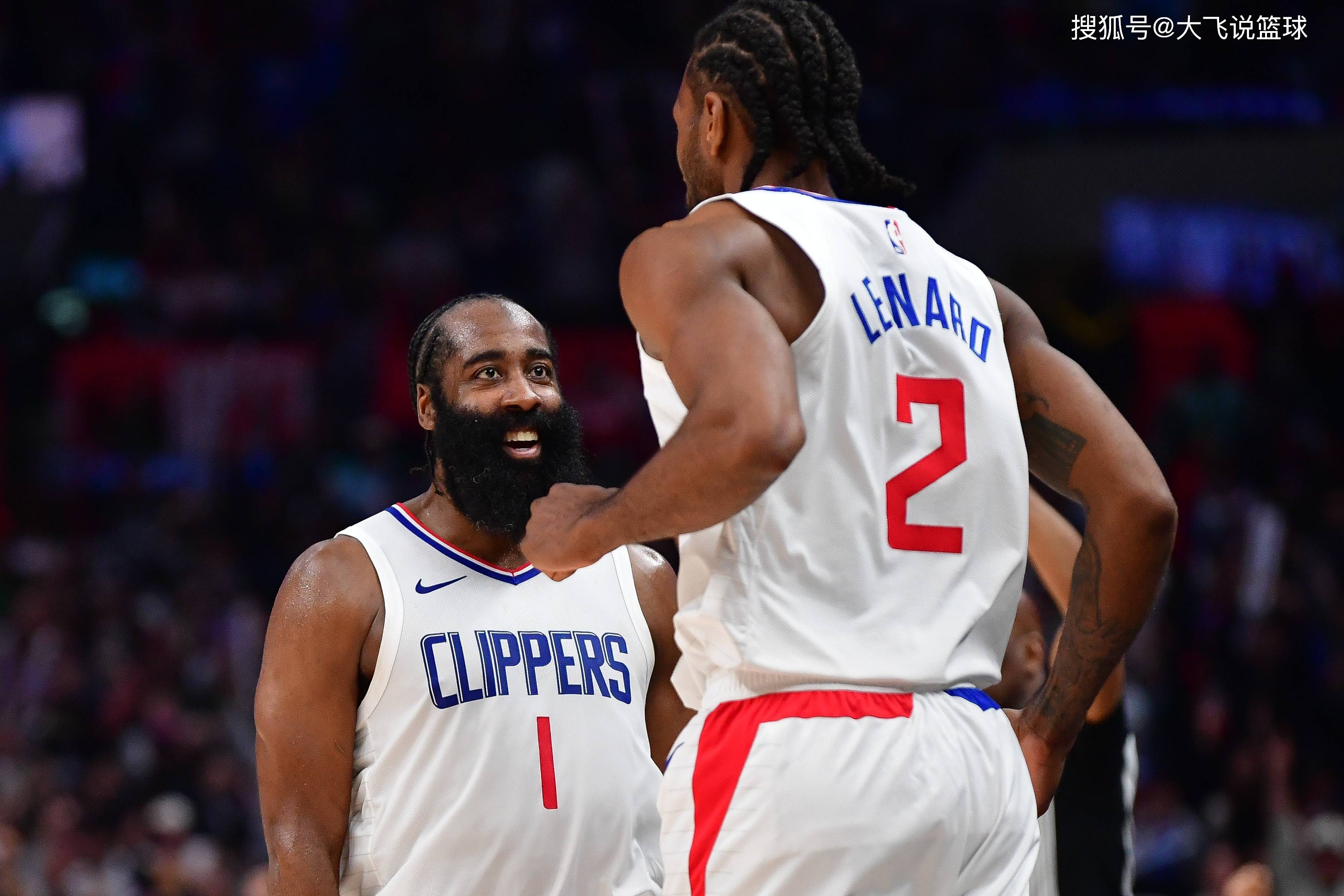 快船主场豪胜篮网,升至西部第二 快船主场豪胜篮网,升至西部第二