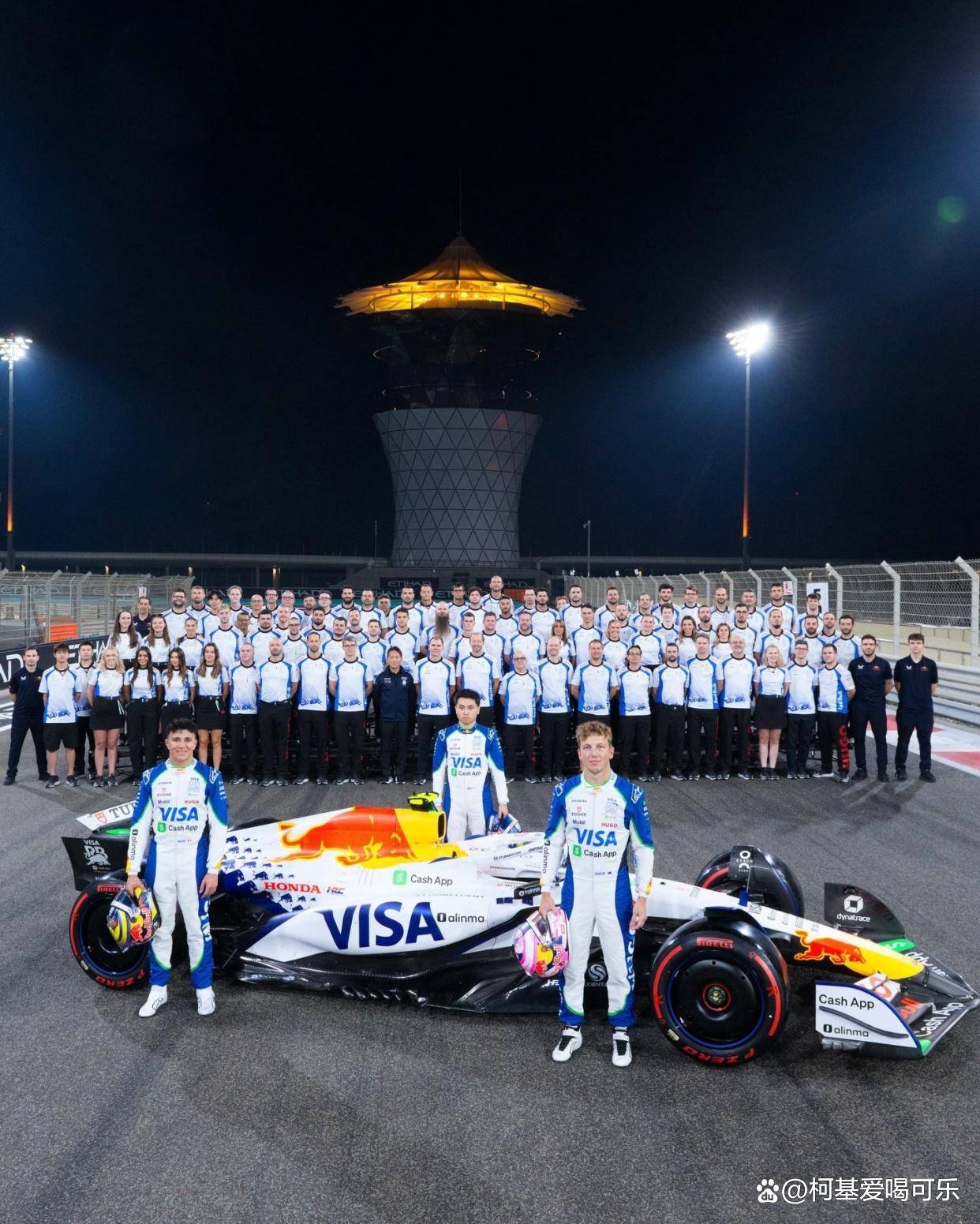 红牛车队完胜索伯车队，汉密尔顿带队取胜